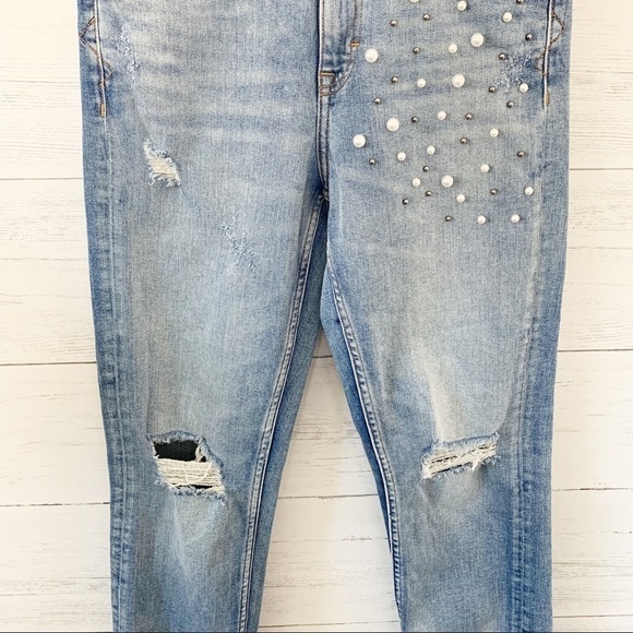 Zara Pearl Embellished Boyfriend Jeans Distressed Raw Step Hem Light Wash Size 0 - Picture 4 of 11